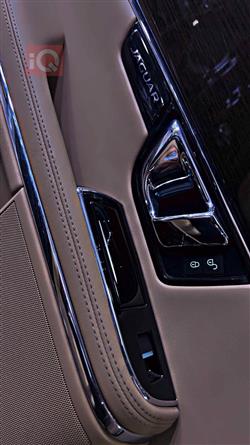 جاكوار XJ